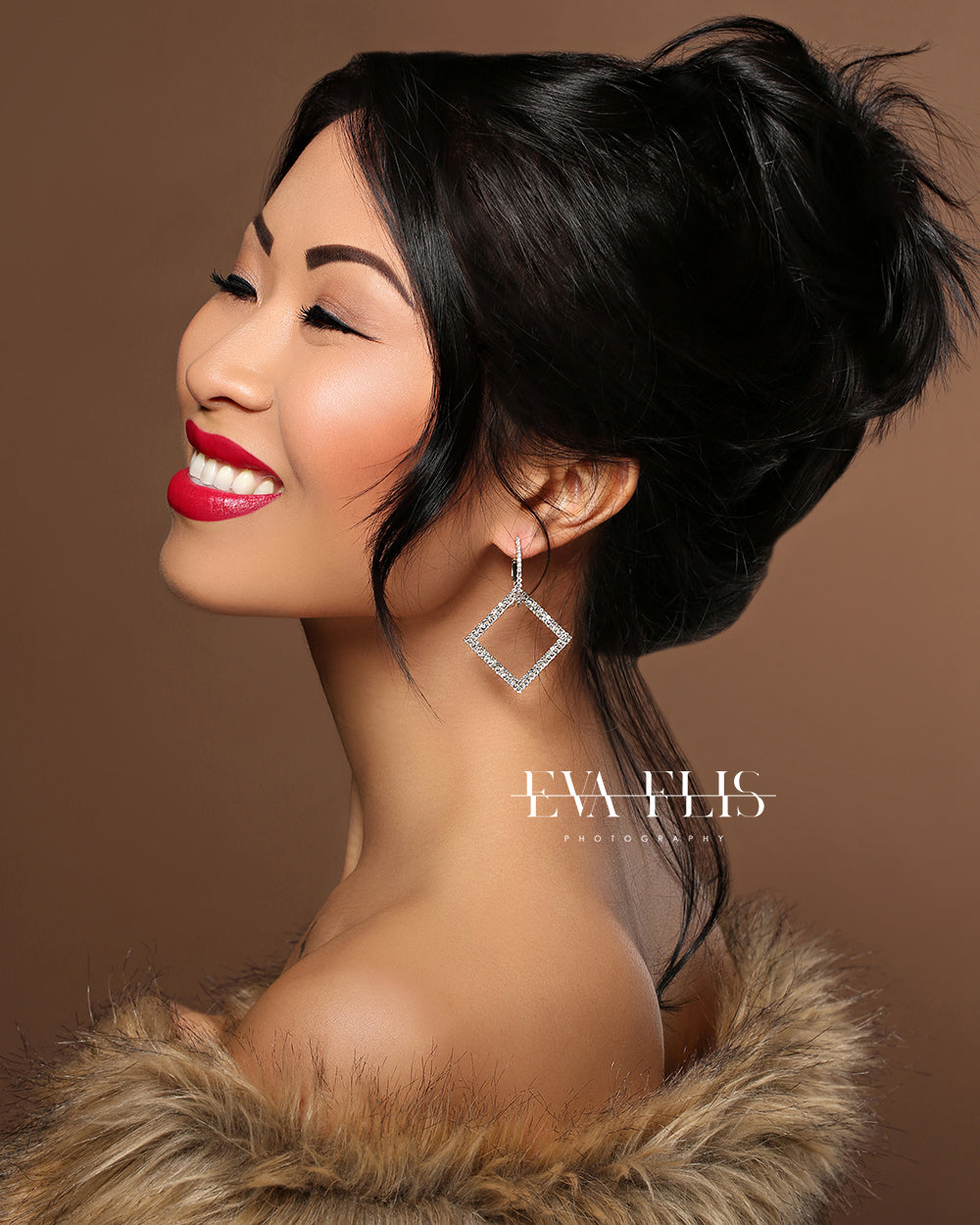 Very Chic Gold Earrings