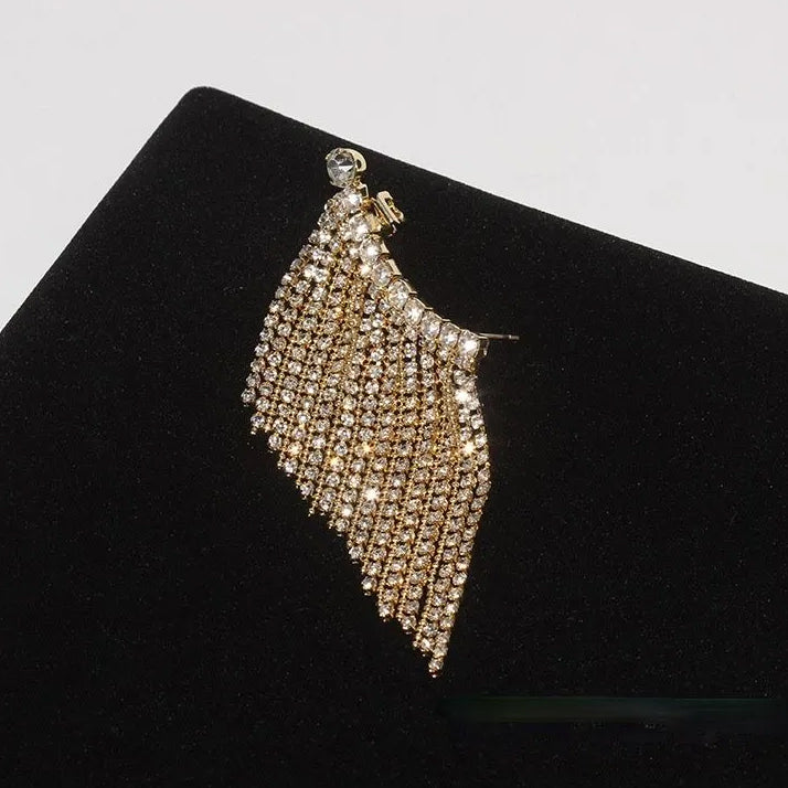 Don't Mind Me Climber Clip-on Earring