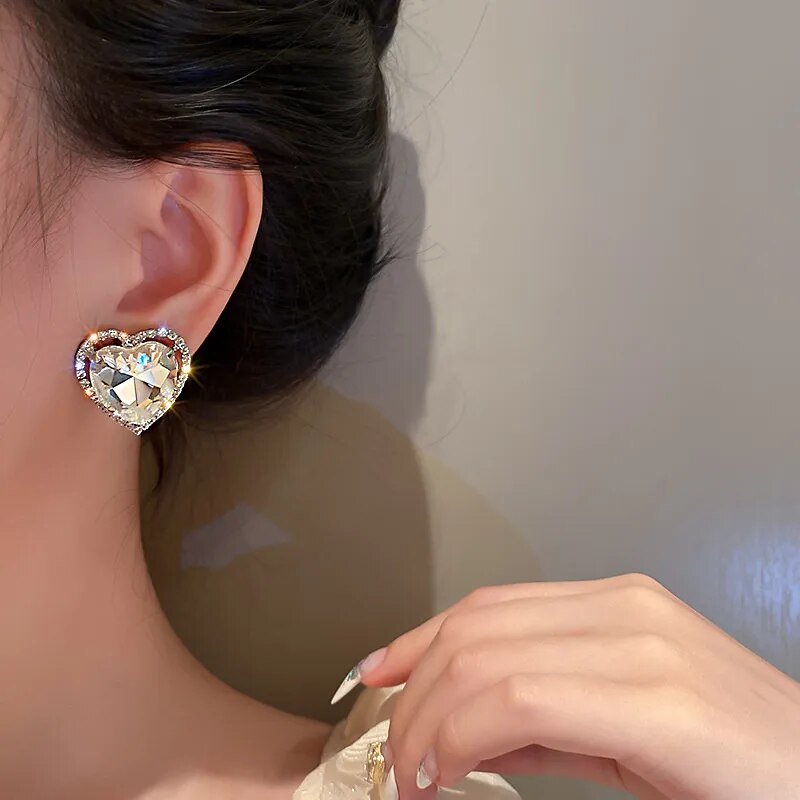 Queen Of Hearts Clip-Ons