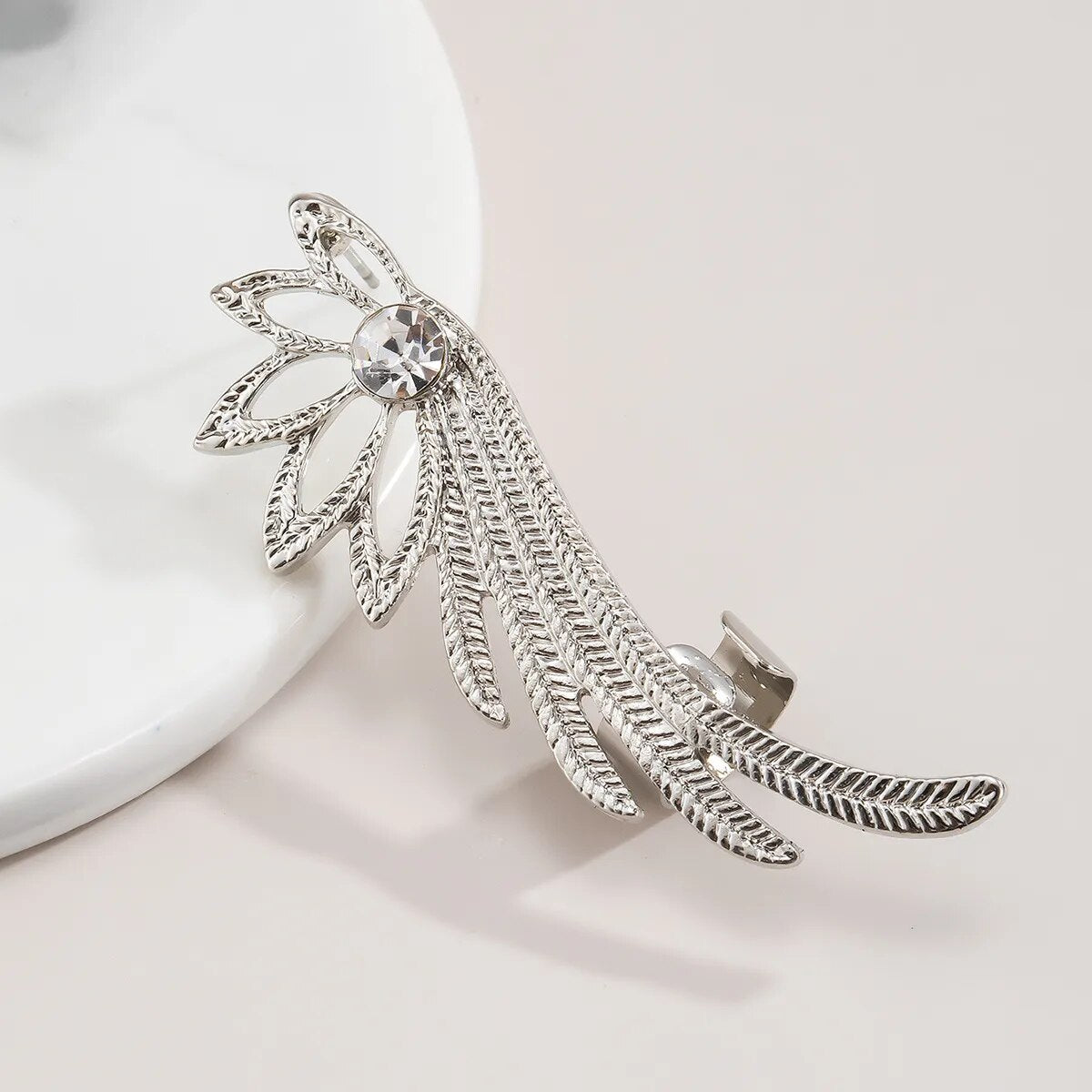 Style Icon Silver Ear Crawler